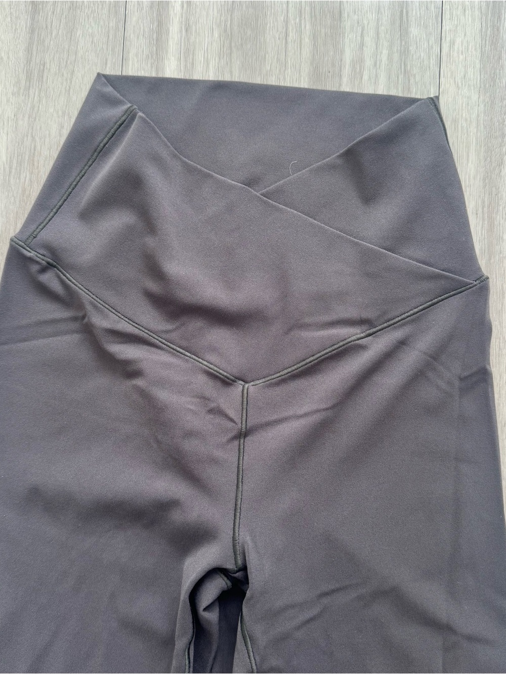 Aerie Offline by Aerie charcoal gray flare crossover leggings size small - Picture 2 of 5